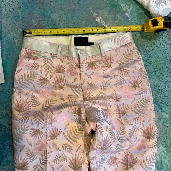 Pastel Botanical Suit - Picture 12 of 16